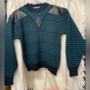 Apparatus Vintage 100% Acrylic Abstract Art Patterned Vintage